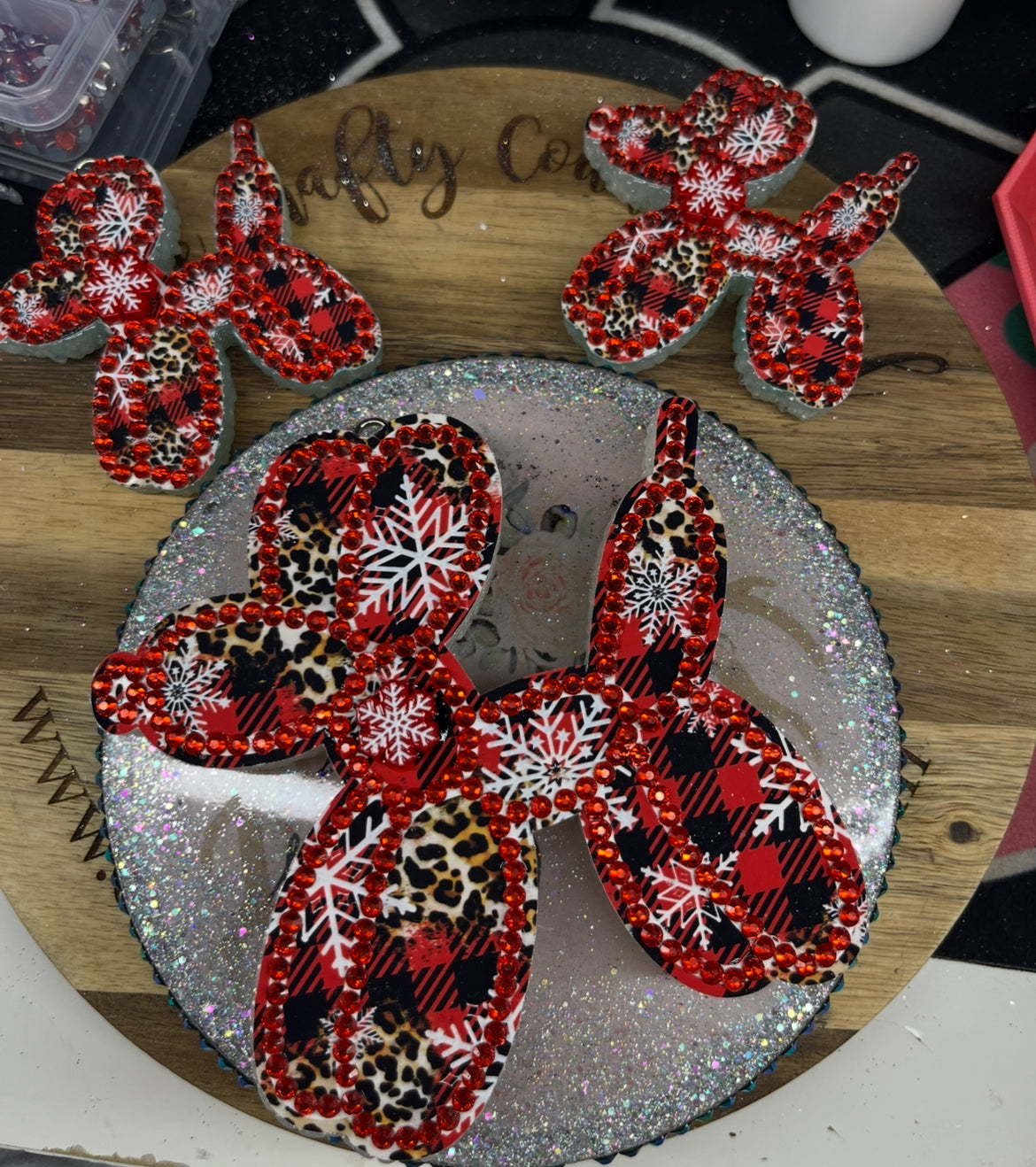 Plaid Snowflake Balloon Dog freshie/vent set in Winter Apple