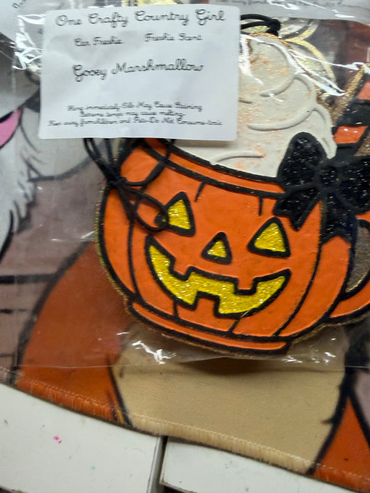 Pumpkin cup with whipped cream freshie in gooey marshmallow scent ￼
