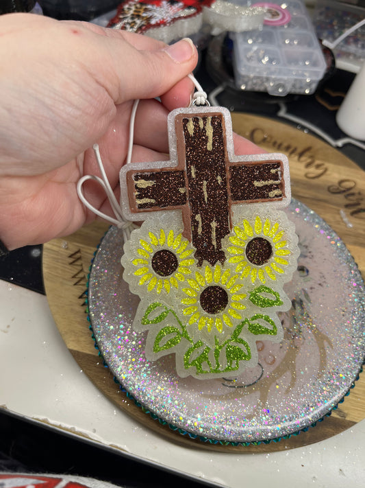 Cross with flowers freshies in the scent coco butter cashmere