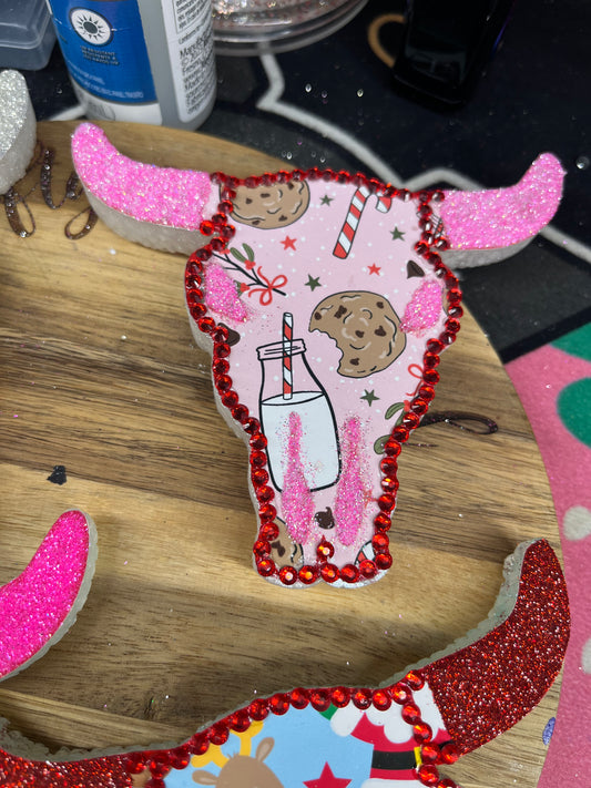 Cookie and Milk Bull head in Hot Apple Pie Scent