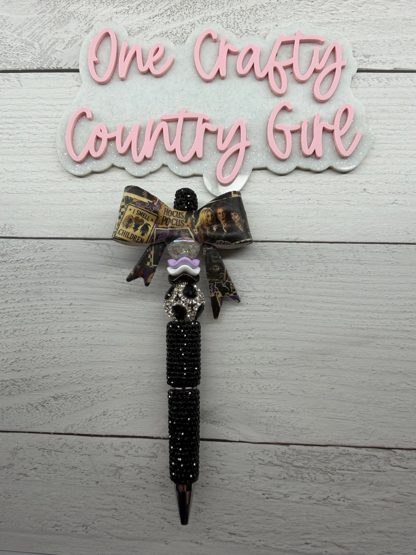Hocus Pocus Inspired Bow on Rhinestone Pen