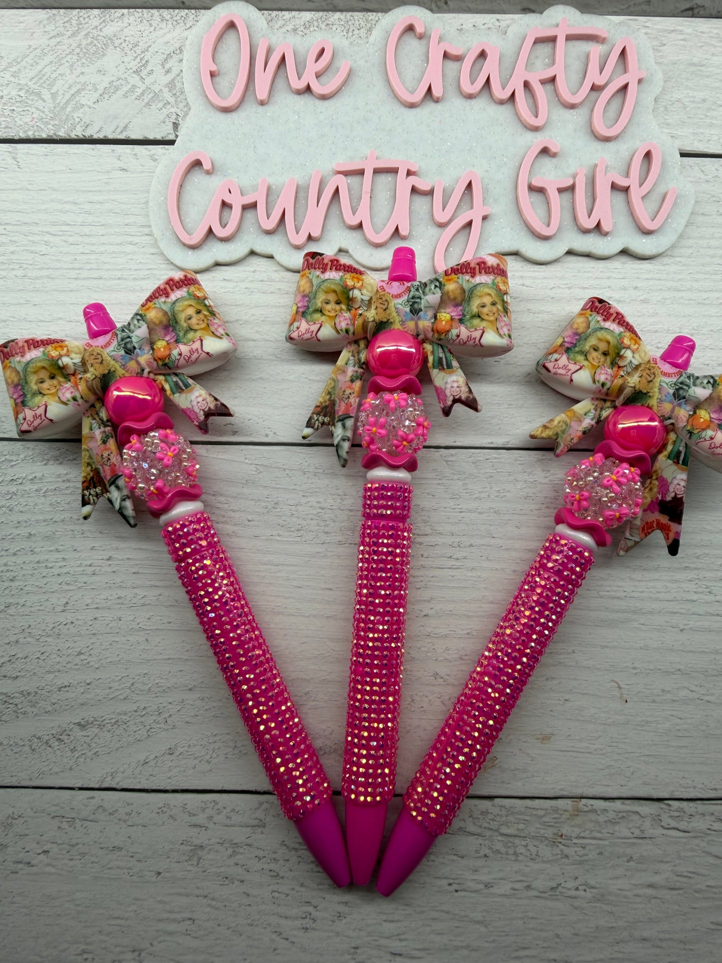 Dolly Bow on hot pink plastic rhinestone pen (dolly Collection #4)