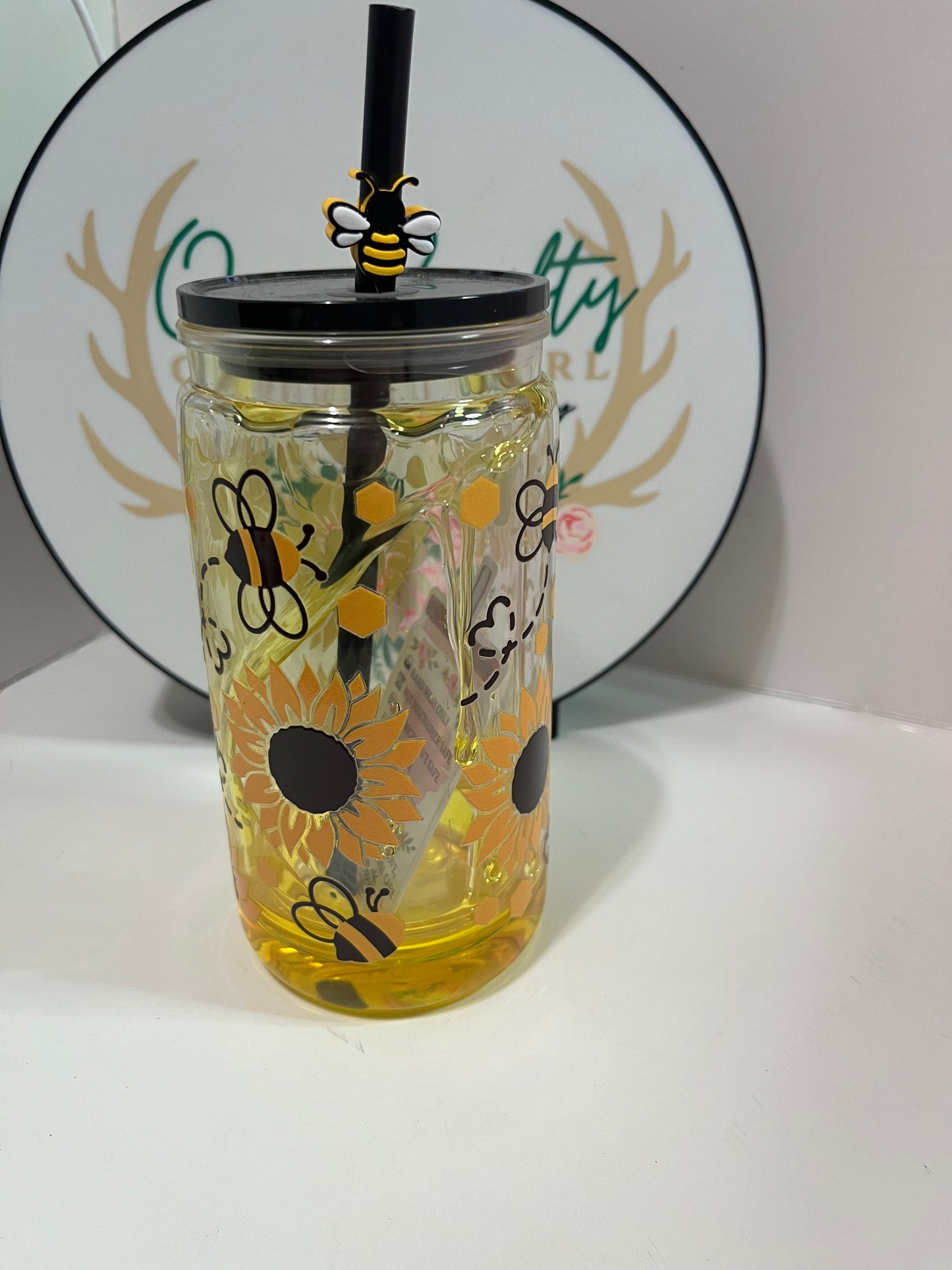 Honey Dripped 16oz cups with a bee straw accessory
