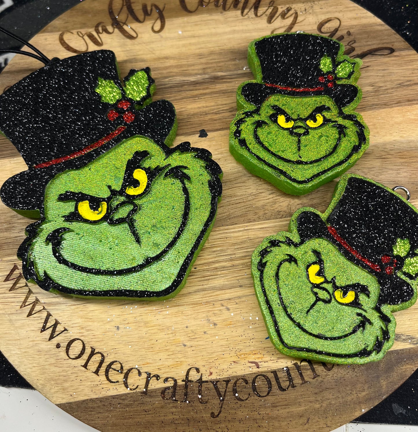 Scrinchy”green guy” Freshie Set in Peppermint Sugar Cookie Scent.